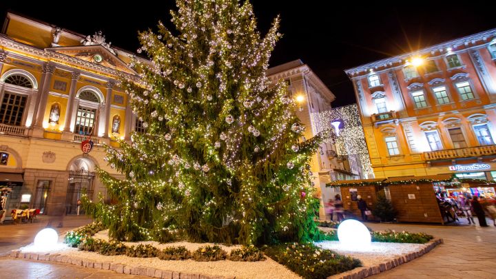Warm Christmas in Ticino 温暖的圣诞节在提契诺半岛官方app下载