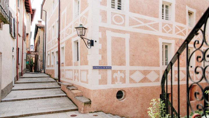 In love with the villages of Ticino 爱上提契诺的村庄半岛官方app下载