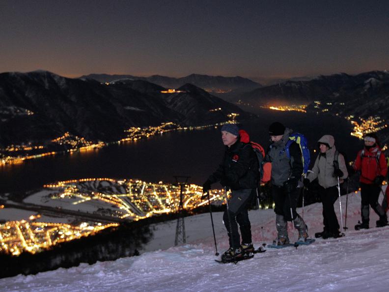Image 0 - Cardada - Schneeschuhwanderungen bei Mondschein 0 - Cardada Schneeschuhwanderungen啤Mondschein形象