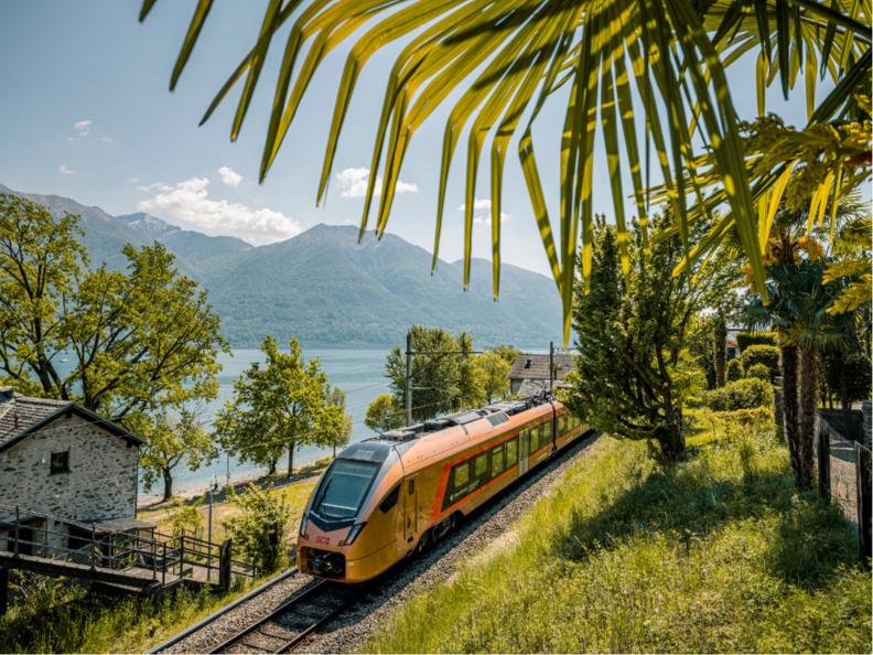 Image 0 - Treno Gottardo - Südostbahn 图0 - Treno Gottardo - s<s:1> dostbahn