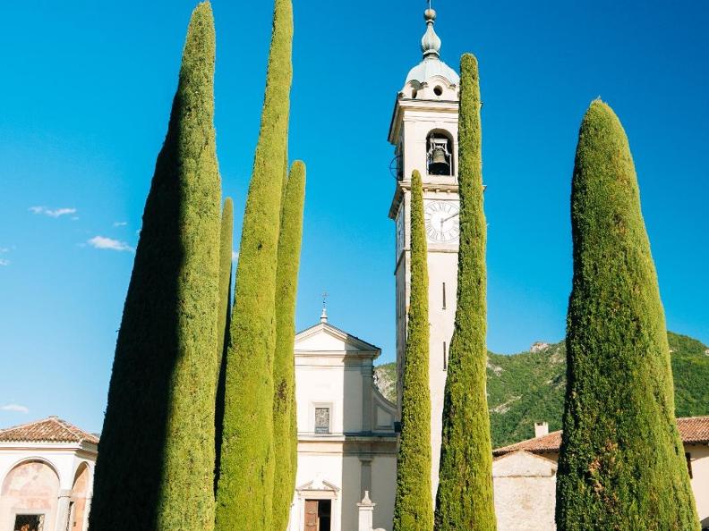 图1 - Chiesa di S. Abbondio e ossario