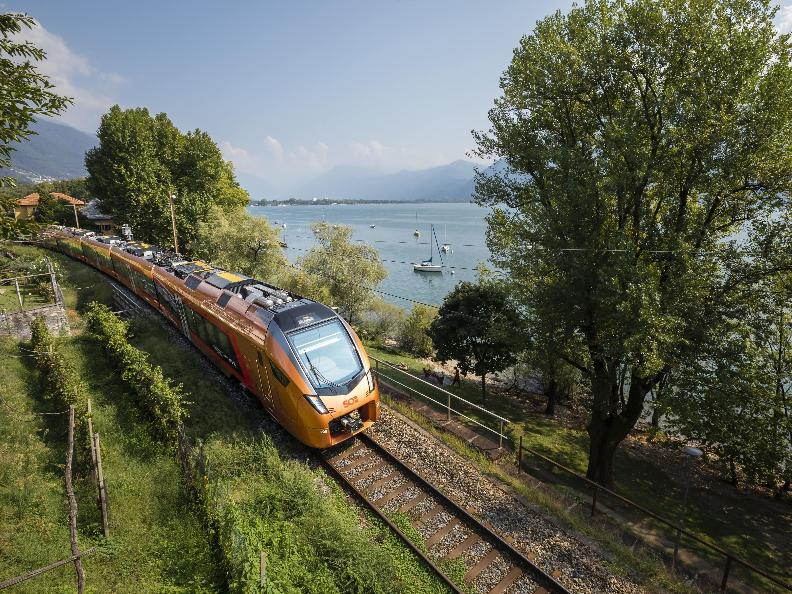 图3 - Treno Gottardo - s<s:1> dostbahn